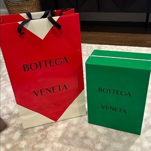 Bottega Veneta Shopping Bag and box